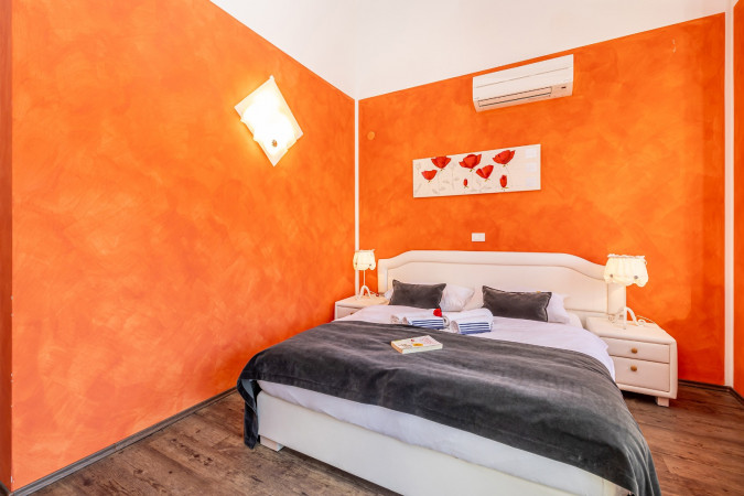 Luxury Villa Bernarda I, Luxury Villa Bernarda - Porat - Krk Island (Croatia) - direct contact with the owner Dobrinj