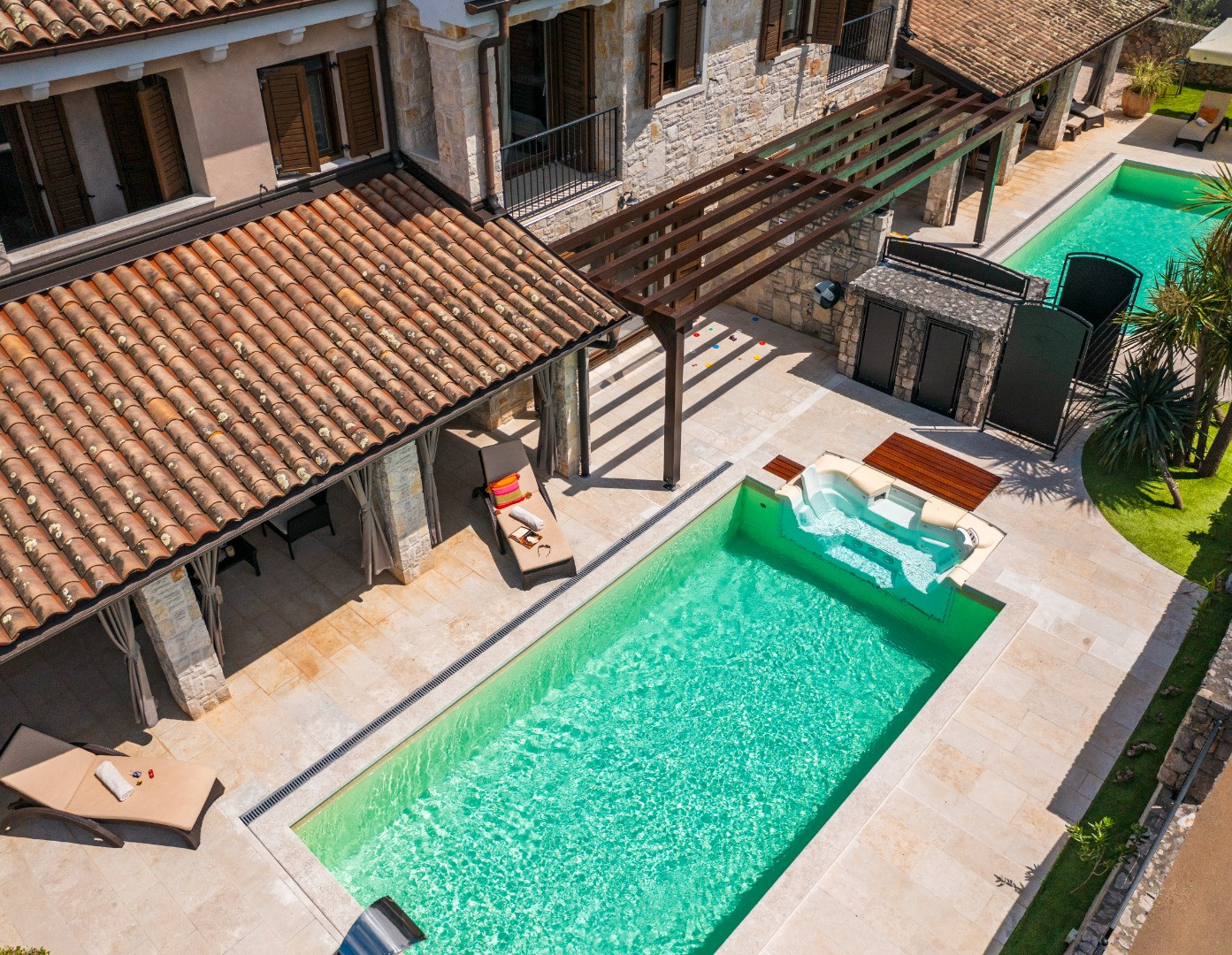 Luxury Villa Bernarda - Porat - Malinska - Island Krk - Croatia - Beautiful and family pleasant accommodation close to the beach, Luxury Villa Bernarda - Porat - Krk Island (Croatia) - direct contact with the owner Dobrinj